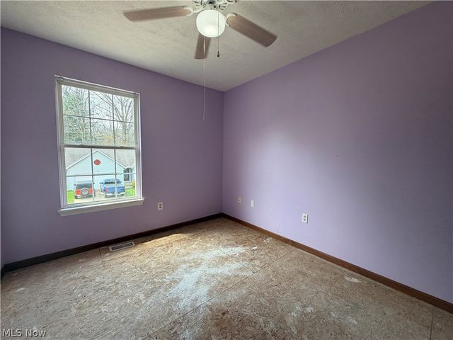 6623 Monroe Lane, North Ridgeville, OH 44039