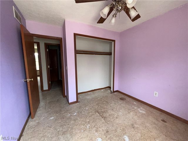 6623 Monroe Lane, North Ridgeville, OH 44039