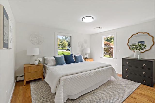 245 Chestnut Street, Bristol, RI 02809