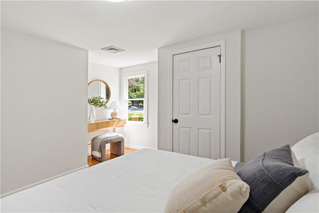245 Chestnut Street, Bristol, RI 02809