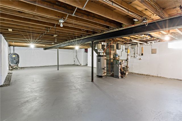 245 Chestnut Street, Bristol, RI 02809