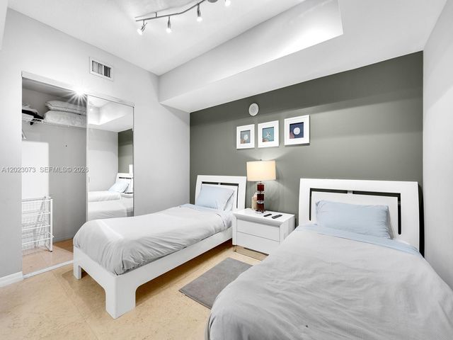 16699 Collins Ave 2906, Sunny Isles Beach, FL 33160
