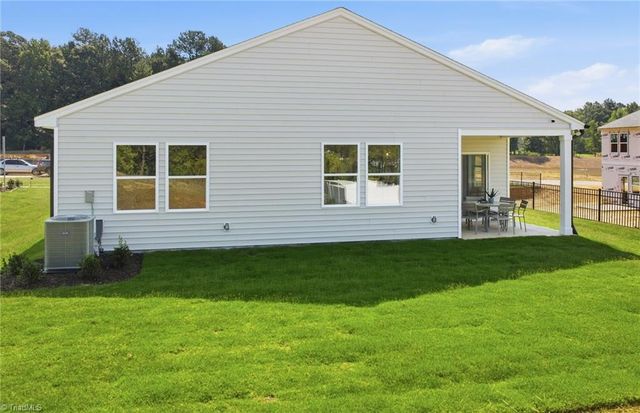 411 Chesney Place, Thomasville, NC 27360