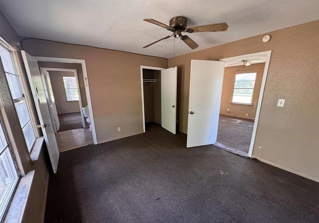 582 E Main St, Van, TX 75790