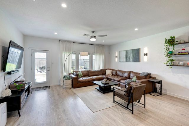 31810 Hallington Hill Lane, Fulshear, TX 77441