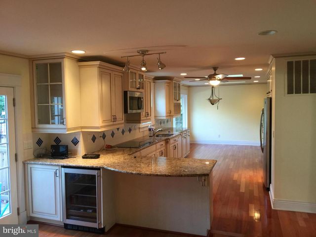 25 BEAUVOIR CT, Derwood, MD 20855