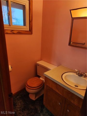 509 Lori Avenue NE, Massillon, OH 44646