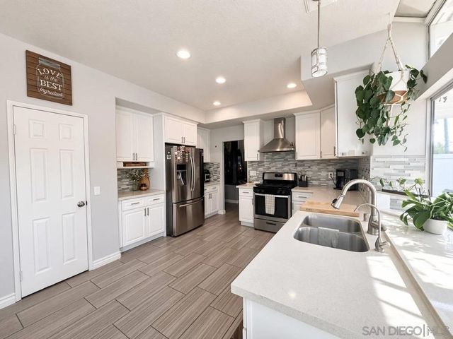 40043 Gibraltar, Murrieta, CA 92562