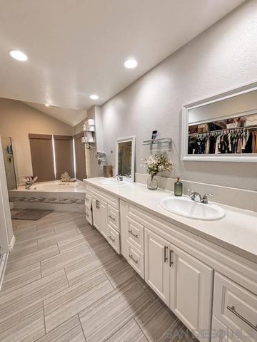 40043 Gibraltar, Murrieta, CA 92562
