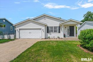 2905 Sutherland Road, Springfield, IL 62702