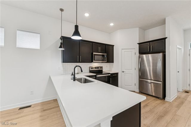 2244 E 100 th Street, Cleveland, OH 44106