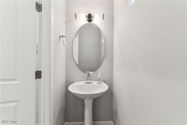 2244 E 100 th Street, Cleveland, OH 44106