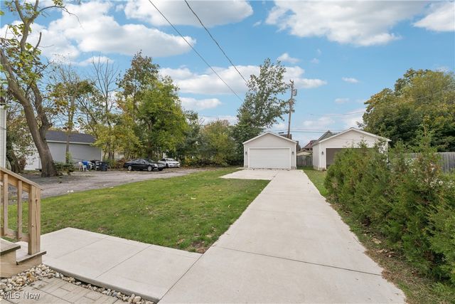 2244 E 100 th Street, Cleveland, OH 44106