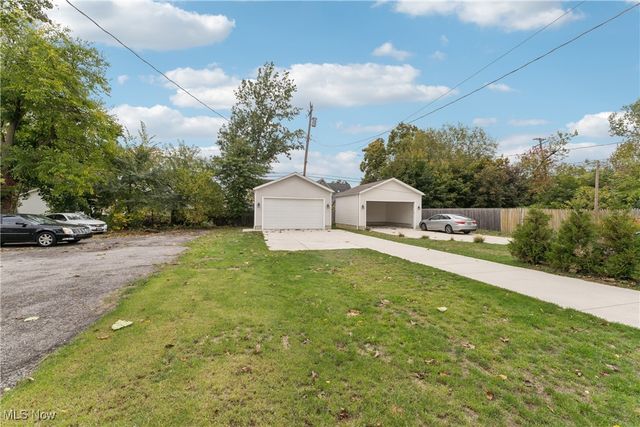 2244 E 100 th Street, Cleveland, OH 44106