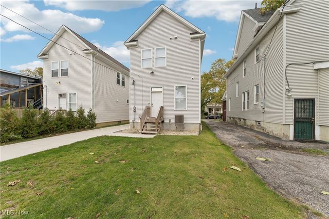 2244 E 100 th Street, Cleveland, OH 44106