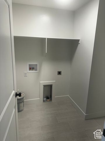 80 S MOONLIT RD, Mapleton, UT 84664