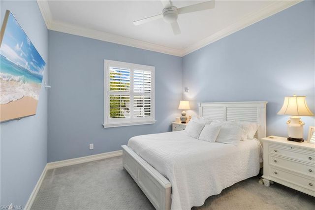 710 Bentwater CIR 204, Naples, FL 34108