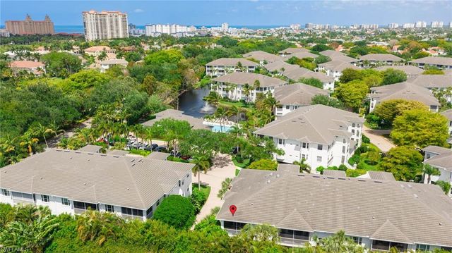 710 Bentwater CIR 204, Naples, FL 34108