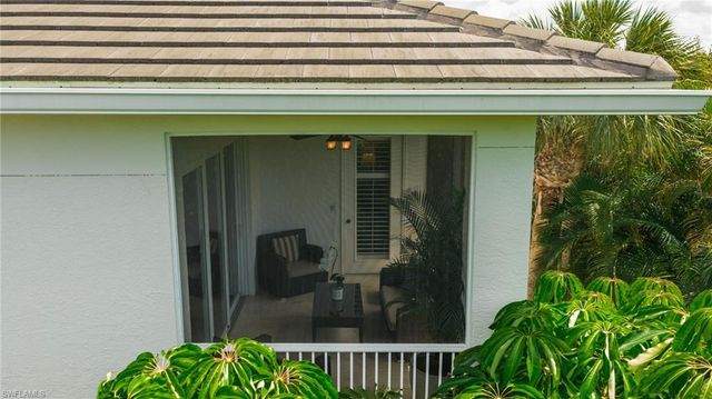 710 Bentwater CIR 204, Naples, FL 34108