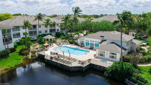 710 Bentwater CIR 204, Naples, FL 34108