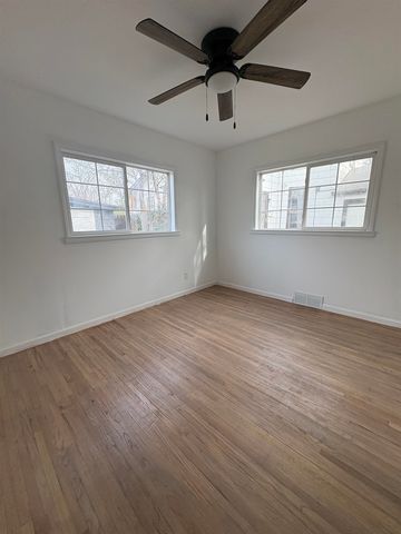 428 N Meridian Ave, Wichita, KS 67203