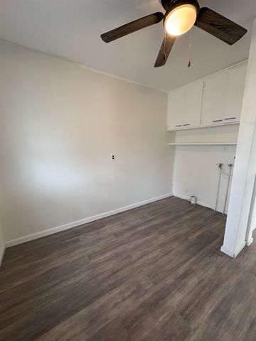 428 N Meridian Ave, Wichita, KS 67203