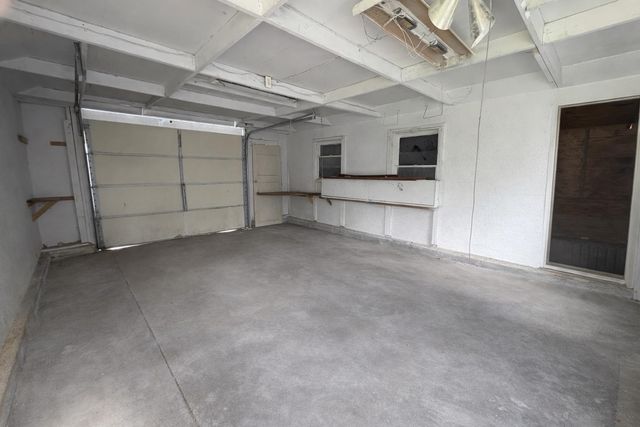 428 N Meridian Ave, Wichita, KS 67203