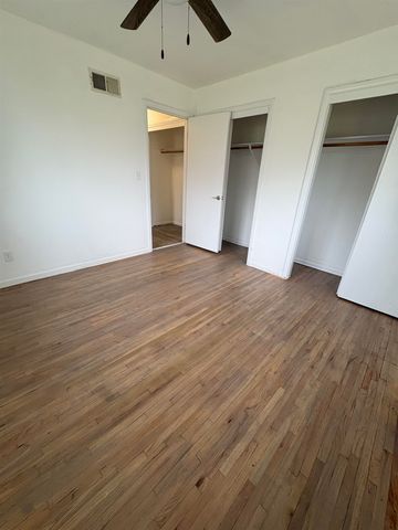 428 N Meridian Ave, Wichita, KS 67203