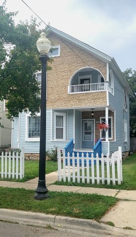 539 Rosewood Avenue, Aurora, IL 60505