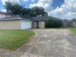 6618 Mccullum Road, Houston, TX 77489