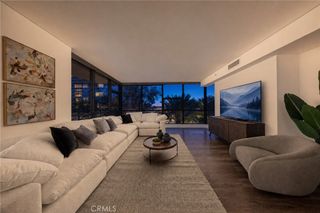 9 MacArthur Place N502, Santa Ana, CA 92707