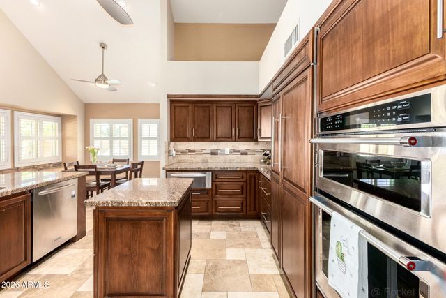 1942 E KRISTA Way, Tempe, AZ 85284