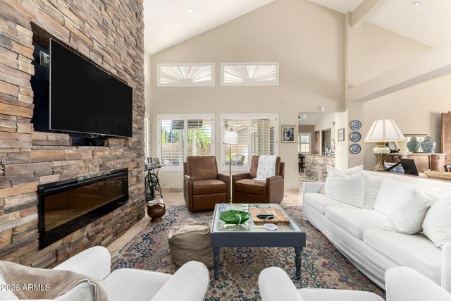 1942 E KRISTA Way, Tempe, AZ 85284