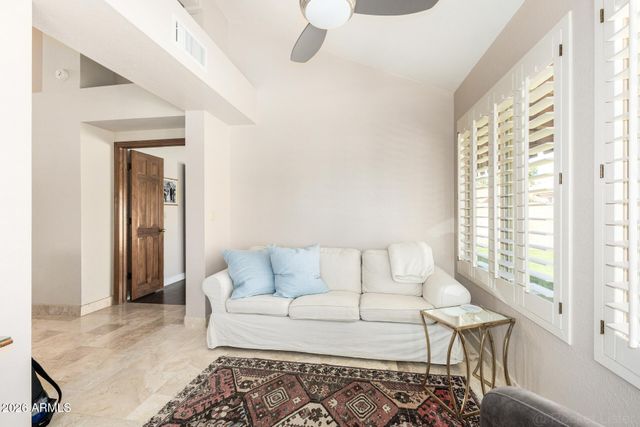 1942 E KRISTA Way, Tempe, AZ 85284