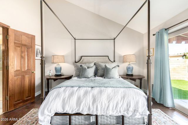 1942 E KRISTA Way, Tempe, AZ 85284