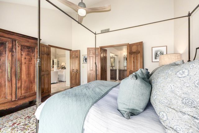 1942 E KRISTA Way, Tempe, AZ 85284