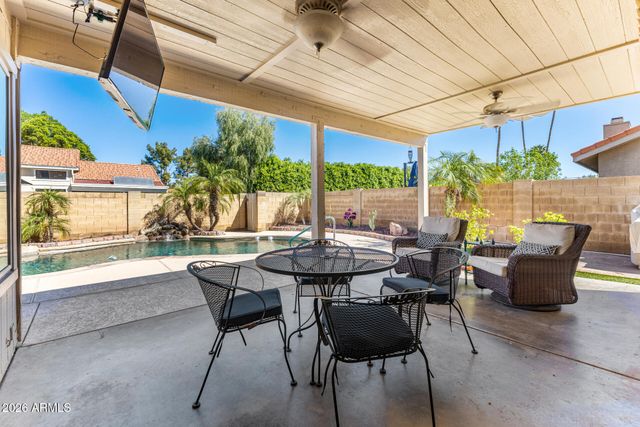 1942 E KRISTA Way, Tempe, AZ 85284