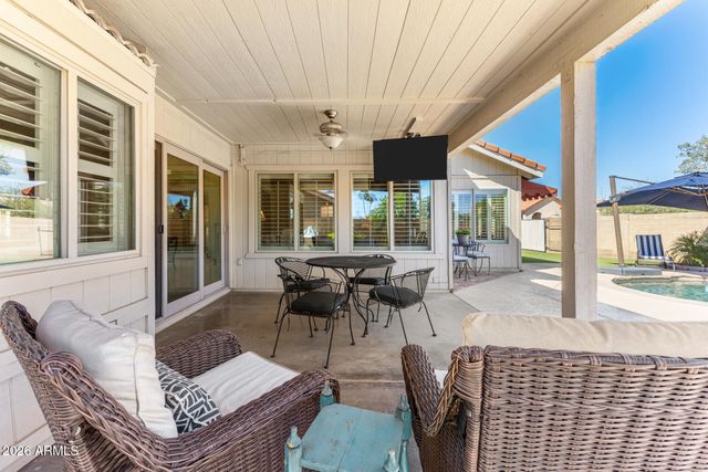 1942 E KRISTA Way, Tempe, AZ 85284