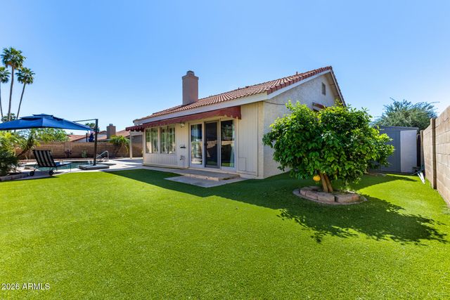 1942 E KRISTA Way, Tempe, AZ 85284