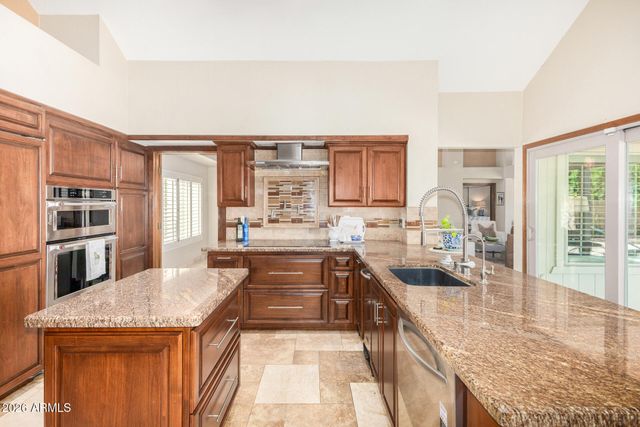 1942 E KRISTA Way, Tempe, AZ 85284