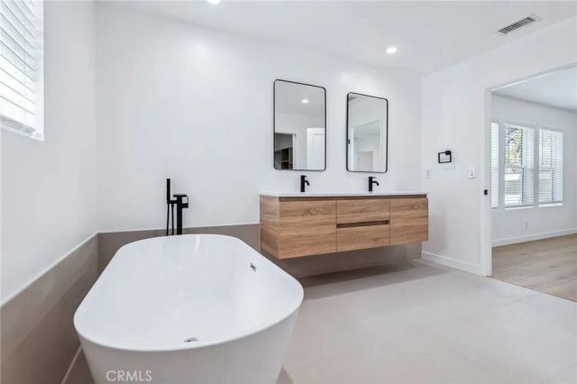 637 Lagoon Street, Needles, CA 92363