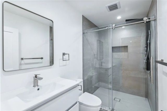 637 Lagoon Street, Needles, CA 92363