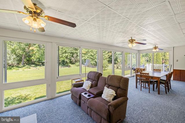 315 FRIENDSHIP LN, Gettysburg, PA 17325