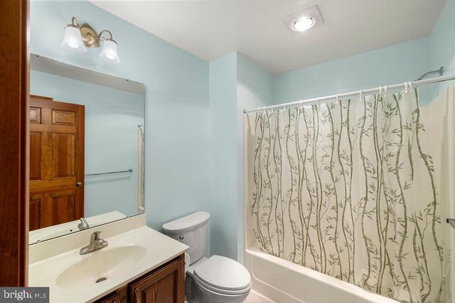 315 FRIENDSHIP LN, Gettysburg, PA 17325