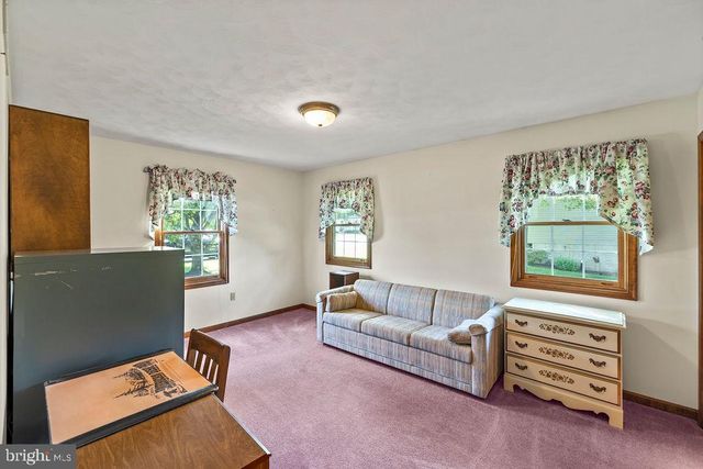 315 FRIENDSHIP LN, Gettysburg, PA 17325