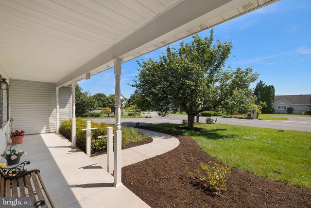 315 FRIENDSHIP LN, Gettysburg, PA 17325