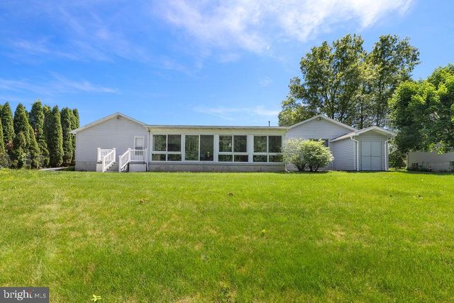 315 FRIENDSHIP LN, Gettysburg, PA 17325