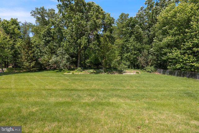 315 FRIENDSHIP LN, Gettysburg, PA 17325