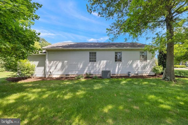 315 FRIENDSHIP LN, Gettysburg, PA 17325