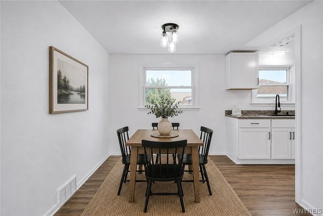 352 Two Mile Creek Road, Tonawanda, NY 14150
